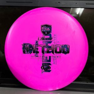 Preowned Discmania Method | Foundation Disc Golf EXO Hard - Pink - Purple - 177